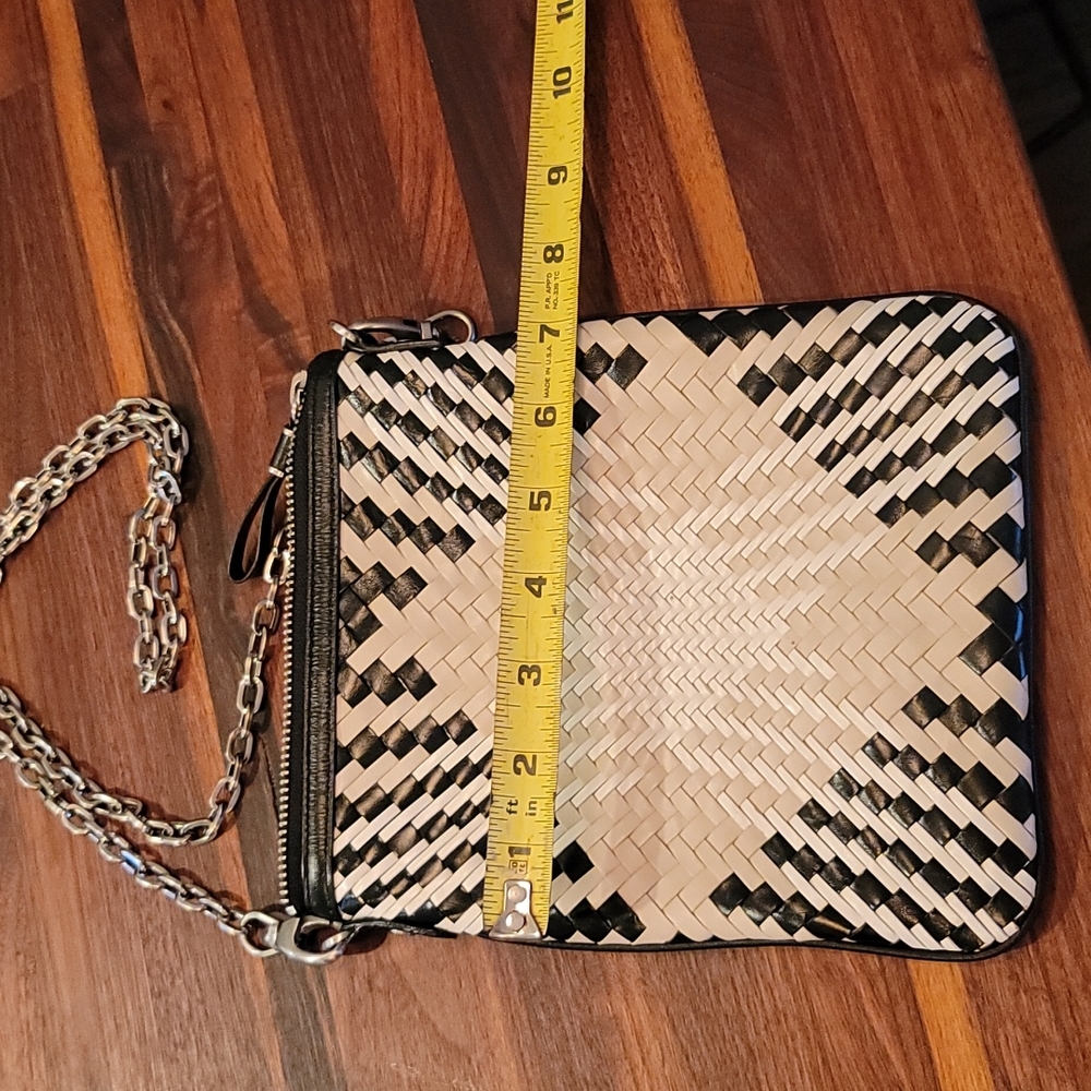 Cole Haan crossbody 7x9